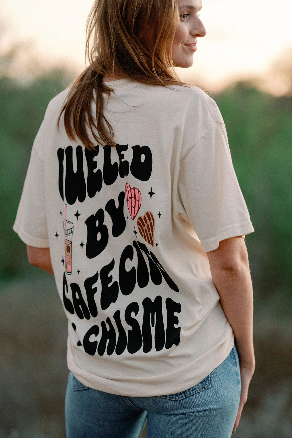 Cafecito Y Chisme Graphic Tee