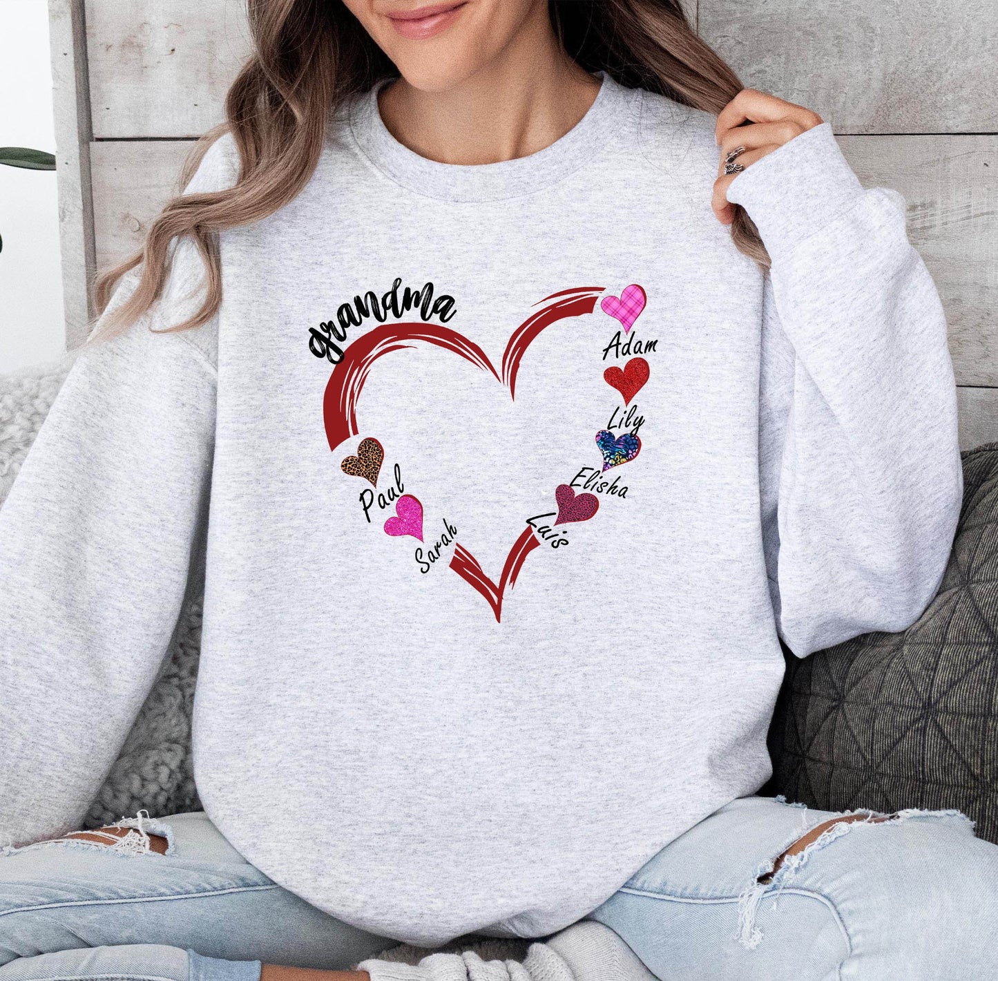 Custom Grandma Heart Sweatshirt，Mothers Day Sweater